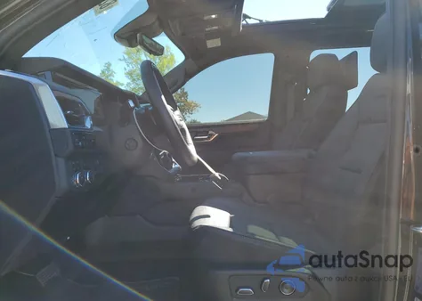 2025 GMC Yukon Xl Denali z USA, uszkodzony, nr VIN 1GKS2JRL9SR192737